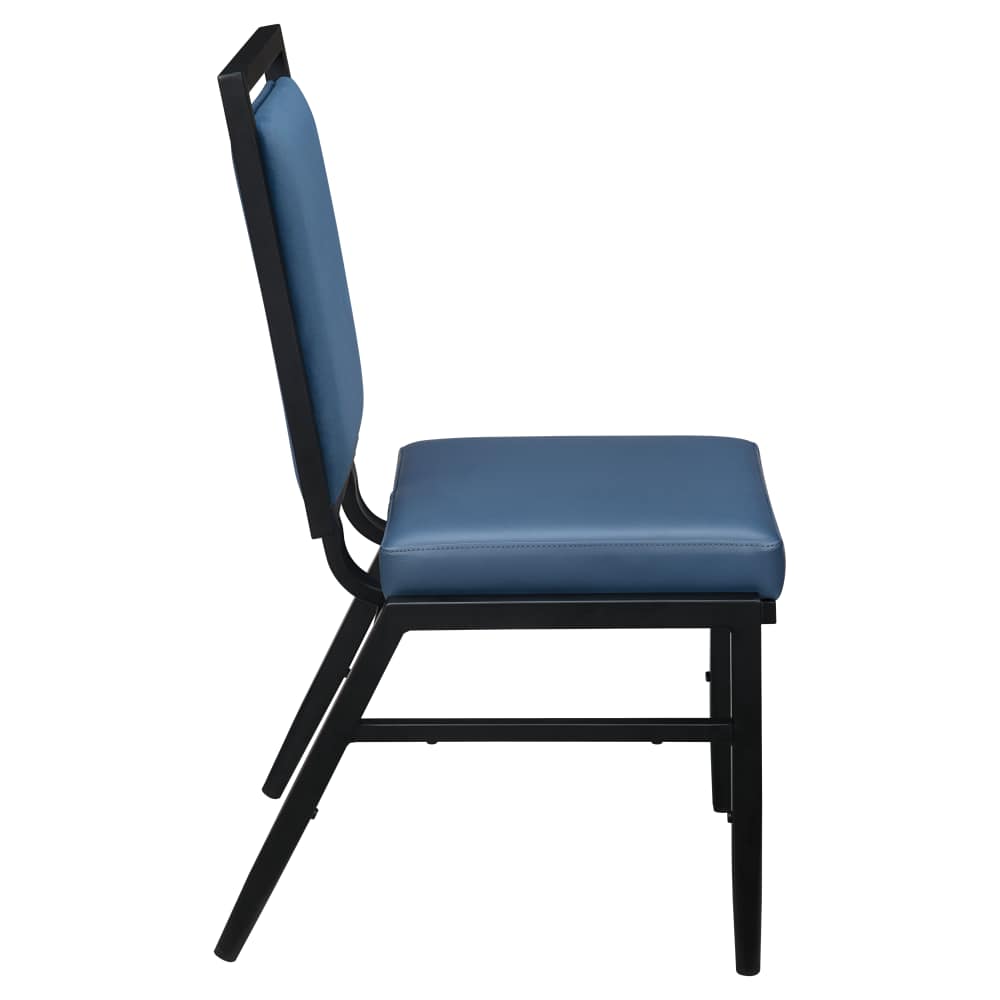 Geraldine Flex back aluminum stack | Dining chair